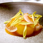 ピアッティ カステリーナ - 本日のドルチェ：フロマージュにマンゴーソース
