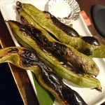 酒の一滴は血の一滴涙は心の汗 - 