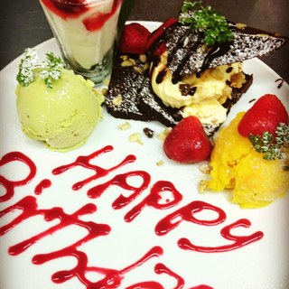 誕生日や記念日に クリスマスにも デザートプレート 990 税抜 七輪焼肉岩勝 田町店 しちりんやきにくいわしょう 新西大寺町筋 焼肉 食べログ 誕生日や記念日に クリスマスにも デザートプレート 990 税抜 七輪焼肉岩勝 田町店 しちりんやきにくいわしょう 新西大寺町筋 焼肉 食べログ