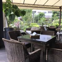 カレス - 