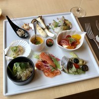 ブッフェアンドカフェ スロープサイドダイナー ザクロ - 