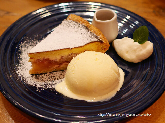 ストロベリーチーズケーキアップルパイ♡グラニースミス 』by