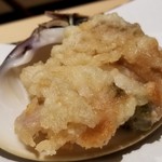 にい留 - (11)蛤
      蛤の旨み、今年イチ。
      思わず目を瞑って、ゆっくり噛み噛み。