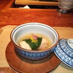 中島町倶楽部 - サクラマスと道明寺粉の桜餅、からすみ餡も美味しい♪