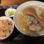 かんから食堂 - ソーキそば定食（じゅーしーに変更）