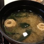 活魚・鍋料理 風車 - 味噌汁は労わるように沁みてきます