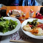 ワインとチーズの小さなレストラン Breed - 