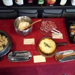 ワインとチーズの小さなレストラン Breed - 