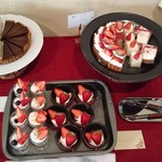 ワインとチーズの小さなレストラン Breed - 