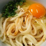 三嶋製麺所 - 卵を入れて♪