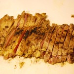 かしわや - 半解凍した状態   包丁で切りましょう