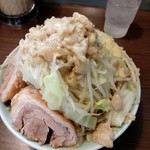 かじろうramen7 - ラーメン小、最高の豚とあぶら、野菜マシマシ、あぶらマシマシ、にんにくマシ。