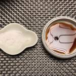 食べるお宿 浜の湯 - 刺身の塩と醤油