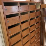 食べるお宿 浜の湯 - スリッパを入れるところ