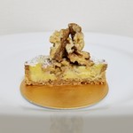 Patisserie Ravi,e relier - タルト・モルダン・ブリュ・RF [カット]