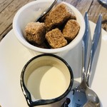 ラターブルドゥシュエット - コーヒーの砂糖とミルク【その他】