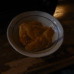 大島や - 揚げワンタン　（塩味で、ビール・ホッピーによく合います）