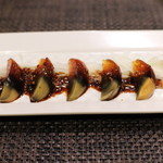 SEN YO - 鳥骨鶏皮蛋（ウコッケイのピータン）