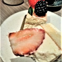 New American Grill “KANADE TERRACE” - [料理] 苺のアップ♪ｗ