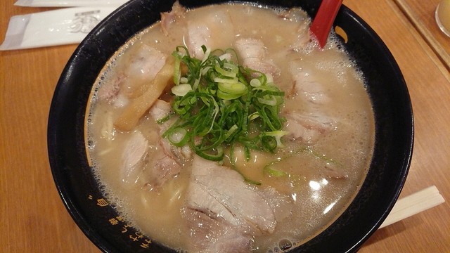 豚旨 うま屋ラーメン 多治見店 多治見 ラーメン 食べログ 豚旨 うま屋ラーメン 多治見店 多治見 ラーメン 食べログ