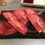 Yakiniku Gurume Nikuro - 