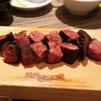 焼肉 ジャンボ はなれ - シャトーブリアンぱりぱり焼きステーキ