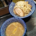 真麺目 - つけ麵（ゆず）８００円