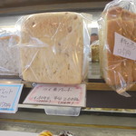 ベーカリーいずみ - 店内