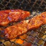 ごろはち - ハラミ焼き中