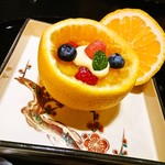 北新地 湯木 - デコポンとイチゴのゼリー