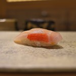 鮨 さいとう - 金目鯛の昆布締め。