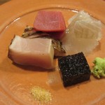 お造り(本鮪、柳鰈、昆布醤油煮凝り、鰆)