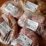 深澤精肉店 - 購入五品(ラベル手書は筆者 ^^;)；ローストチキンとハネモンは透かさずげｔ！(o^-')b @2018/04/07