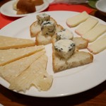 ヴェネチア酒場 - 2018/1/27  チーズ盛り合わせ