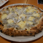 MILLE FIORI - ピッツァ　釜揚げしらすと新玉ねぎのビアンカ