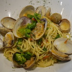 MILLE FIORI - パスタ　あさりと菜の花のアーリオオーリオ