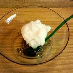 菊乃井 - 先付　青梅の白ワイン煮