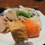 浅草むぎとろ - おかず１品目の煮物