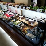 菓匠庵　はちまん  - 大福以外にも美味しそうな和菓子がたくさん