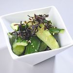 Salted kelp cucumber