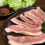 炭火焼肉 やまもと - アグー豚トロ1,100円