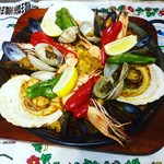 大虾和扇贝的西班牙海鲜饭 (1人份)