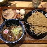 中華蕎麦 とみ田 - 「つけめん 並（250g）」900円＋「特製全部トッピング」750円