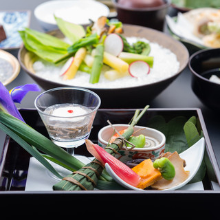 ヒカリヤ ヒガシ_1