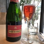 B - Piper-Heidsieck Rosé　Sauvage