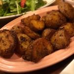 立飲・ビストロシン サンテ - アンチョビポテト。
      間違いない。