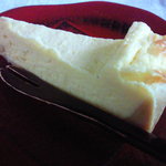 街道そばたからい - ベイクドチーズケーキ～濃厚チーズクリームと蕎麦子のタルトが香ばしく美味しい♪