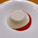 ラ キュイジーヌ ド カワムラ - ○カリフラワーのブラマンジュ様