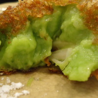 西麻布 大竹 - 菜の花と帆立のコロッケ　雪塩②