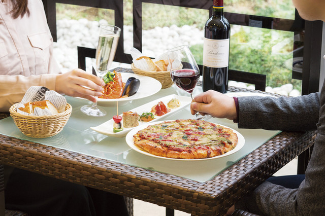 Cafe Dining Haruhoro ホテルjalシティ羽田東京店 カフェアンドダイニング ハルホロ 穴守稲荷 ダイニングバー 食べログ